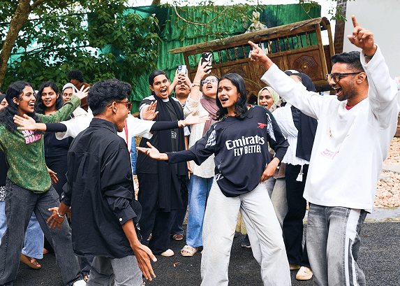 Entertaining Learning